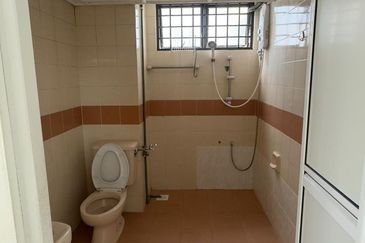 Tanjung Puteri Condominium