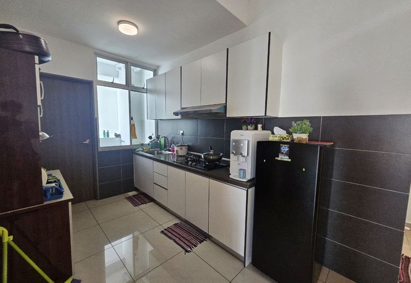 SKS Habitat Apartment, Larkin