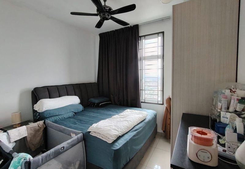 SKS Habitat Apartment, Larkin