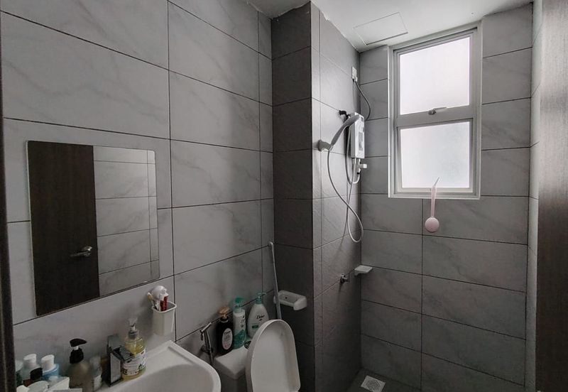 SKS Habitat Apartment, Larkin