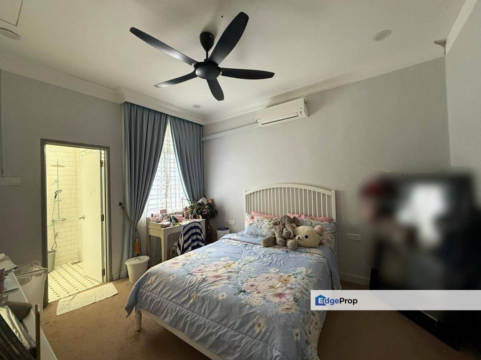 FOR SALE Double Storey Terrace Jalan Persisiran Utama, Mutiara Rini, Skudai, Johor, Skudai