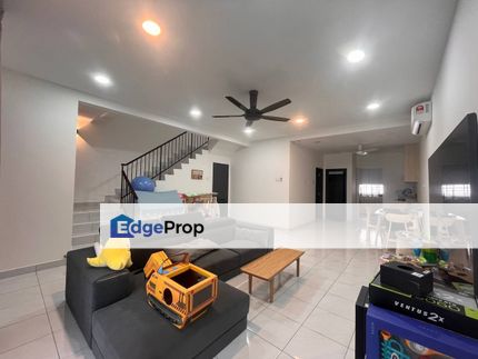 Double Storey Terrace House Jalan Austin Duta 4/x, Taman Austin Duta, Johor, Johor Bahru