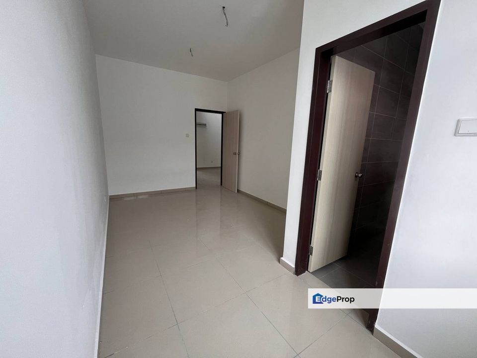 Bandar Layangkasa Double Storey Terrace Vacant and ready to view , Johor, Pasir Gudang