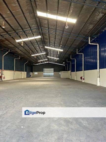 Seelong Senai Warehouse Factory for RENT Built Up 25,000 sq.ft ready to use, Johor, Senai