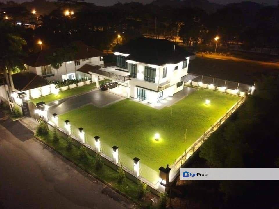 BUNGALOW FOR RENT @ country Residency Jalan Bayu Bandar Seri Alam,nearby megah ria, pasir gudang, masai, , - Well Maintain, Owner build by own. , Johor, Masai