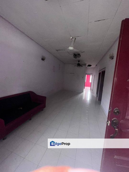Full Loan, For Sale Taman Senai Utama Single Storey Terrace, Nearby: Senai Utama, Taman Angkasa, Taman Dawani, Taman Bahagia, Taman Bintang Utama, Tam, Johor, Senai