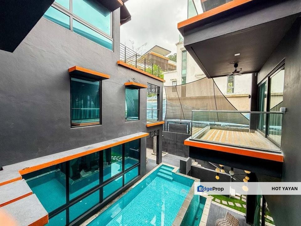 3 Storey Bungalow at Sering Ukay, Ampang for Sale Fully furnished with Private Lift & Private Pool, Selangor, Ampang