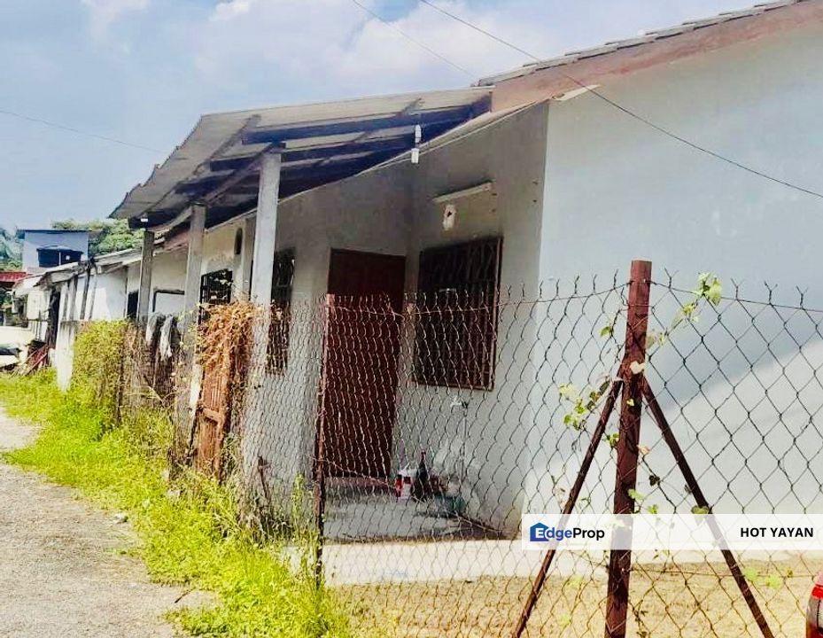 Taman Saujana Kapar Tok Muda, Single Storey, End unit Terrace House for Sale Partially Furnished, Selangor, Kapar 