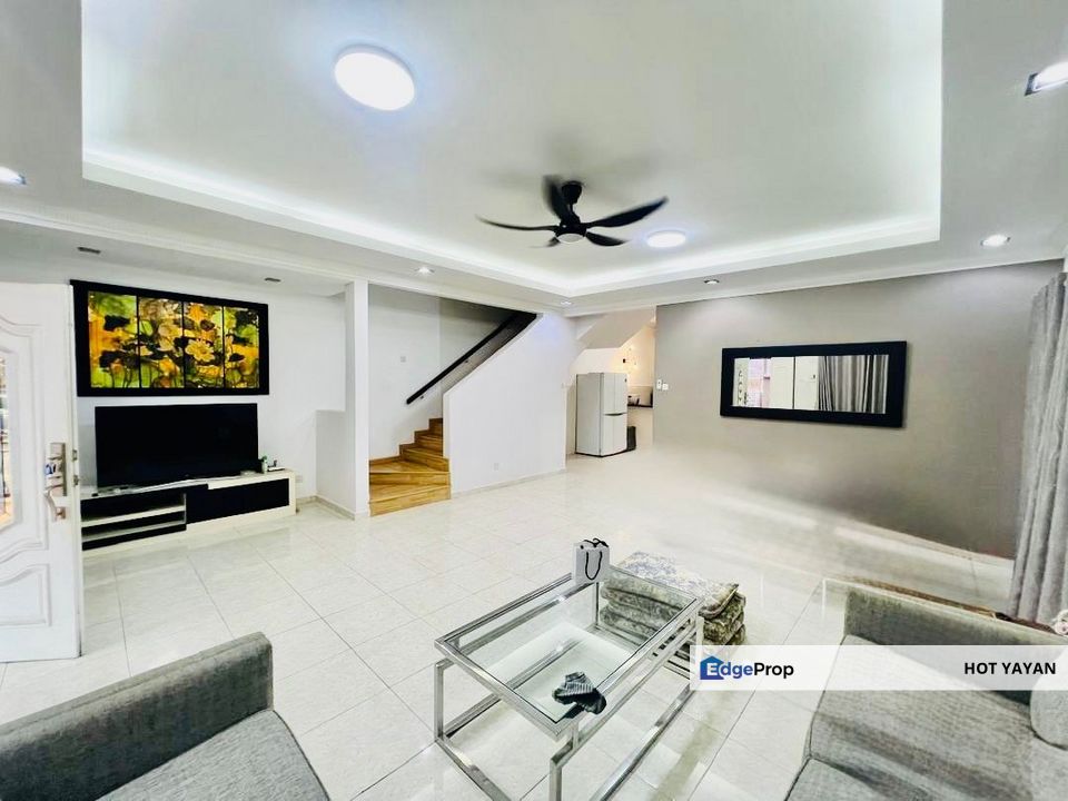 Taman Mutiara Indah, Puchong Double Storey Semi-D House for Sale Partially Furnished, Selangor, Puchong