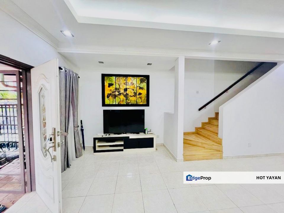 Taman Mutiara Indah, Puchong Double Storey Semi-D House for Sale Partially Furnished, Selangor, Puchong