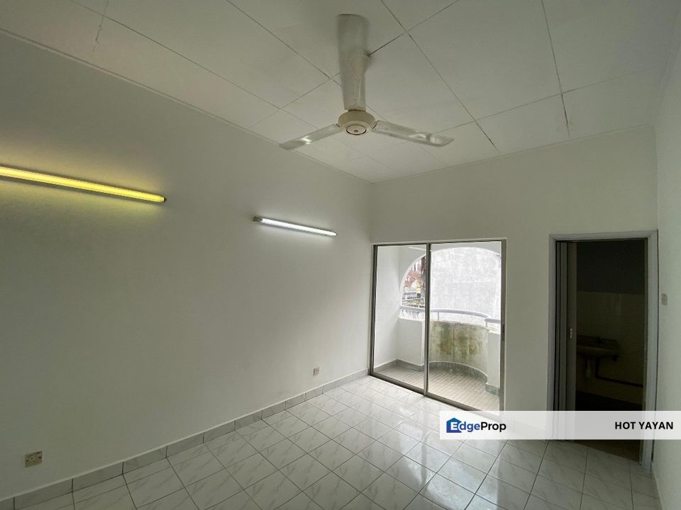 Fawina Court Condominium, Taman Putra Sulaiman, Ampang, Selangor, Ampang