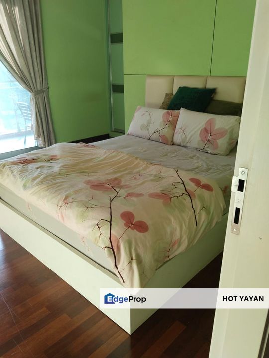 Double Storey Premier Link House Mahkota Cheras Kajang, Kuala Lumpur, Cheras