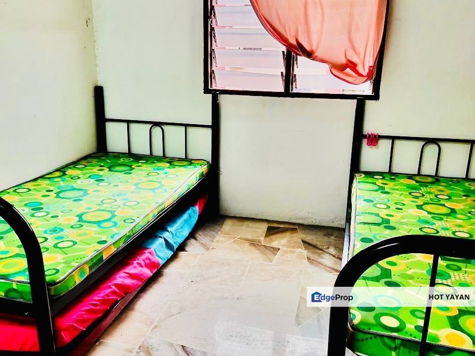 Seksyen 7 Shah Alam Flat PKNS for Sale Partially Furnished, Selangor, Shah Alam