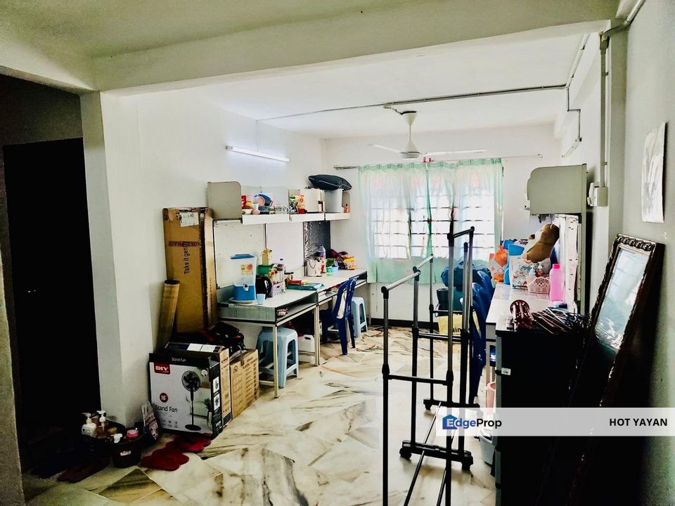 Seksyen 7 Shah Alam Flat PKNS for Sale Partially Furnished, Selangor, Shah Alam