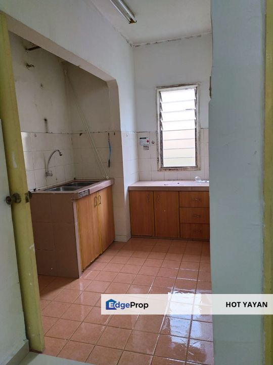 Flat Taman Puncak Kinrara, Bandar Kinrara Ground floor, Selangor, Bandar Kinrara Puchong
