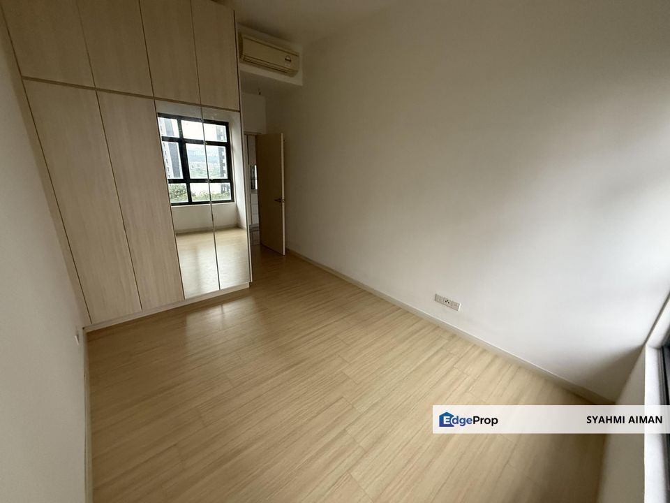 Jalan Sibu Taman Wahyu, Jalan Kuching KL, Block B Lakeville Residence For Sale, Partially Furnished, Kuala Lumpur, Batu 