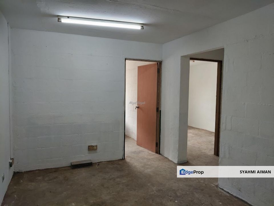 Panda Jaya KL, Block L1A Floor 1 Flat Pandan Jaya For Sale, Selangor, Pandan Jaya