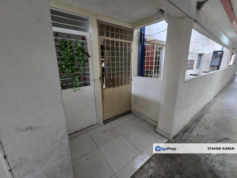 Bukit Ampang Selangor, Floor 12 Apartment Permai Ria For Sale, Selangor, Ampang