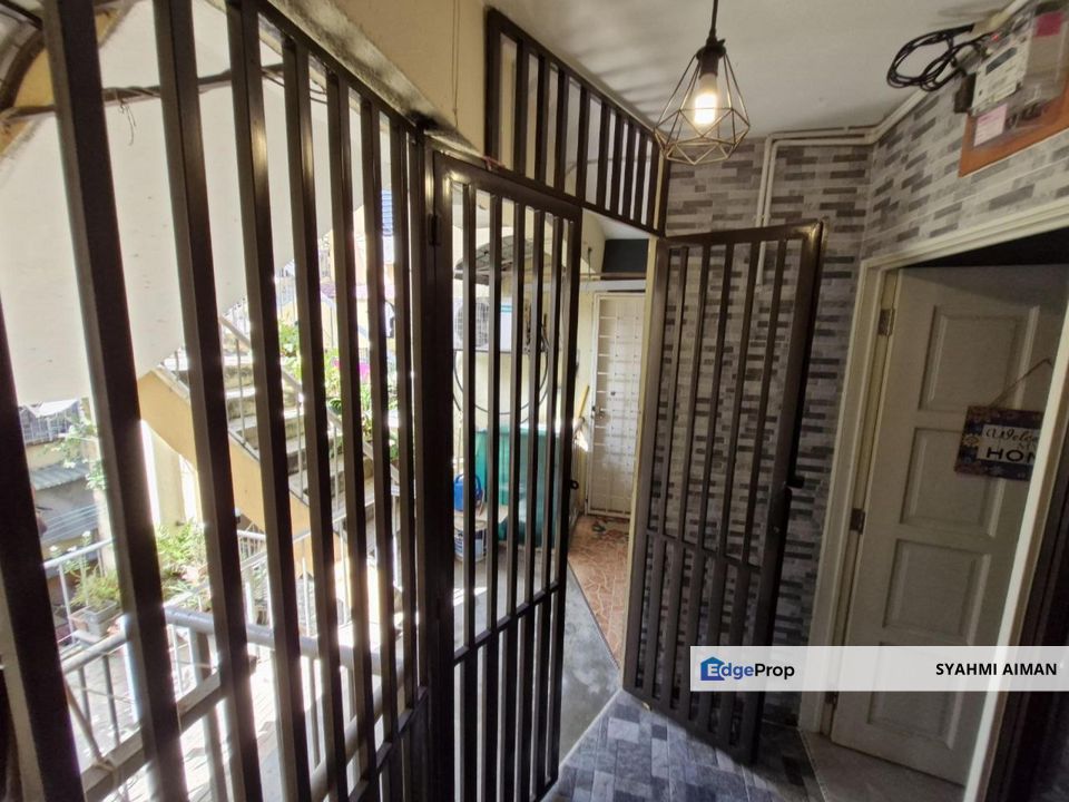 Desa Pandan KL, Endlot Midfloor Apartment Anggerik For Sale, Renovated with Furnished, Kuala Lumpur, Desa Pandan