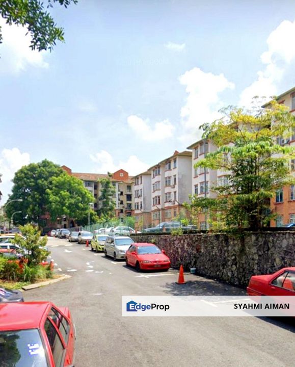 Taman Ukay Perdana, Ampang Selangor, 2nd Floor Apartment Sri Wira For Sale, Selangor, Ampang