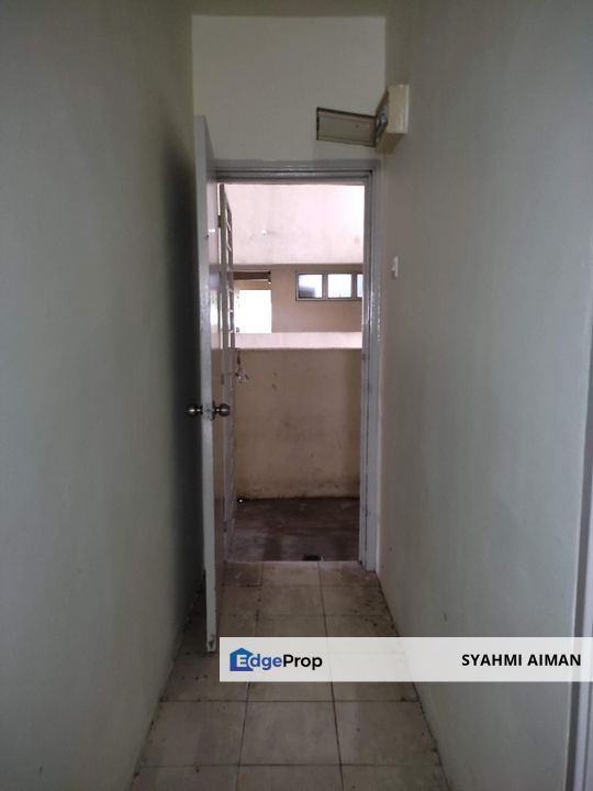 Jalan Ukay Bistari, Ampang Selangor, 1st Floor Residensi Bistaria For Sale, Selangor, Ampang