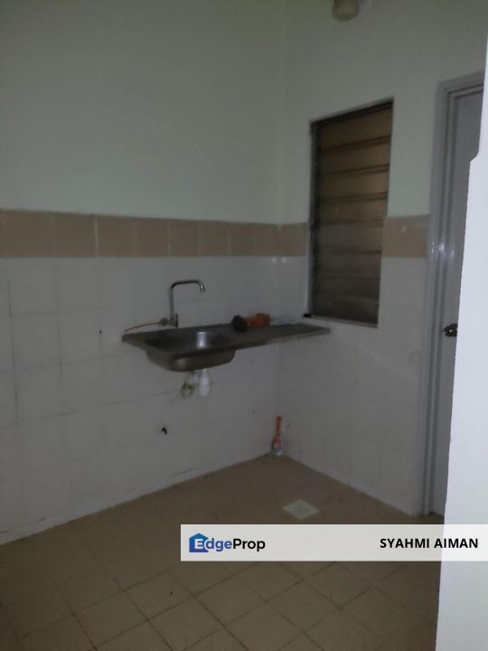Jalan Ukay Bistari, Ampang Selangor, 1st Floor Residensi Bistaria For Sale, Selangor, Ampang