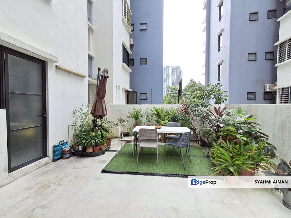 Bandar Sri Permaisuri KL, Corner Unit Floor 1 Laman Tasik Condo For Sale, Renovated with Furnished, Kuala Lumpur, 