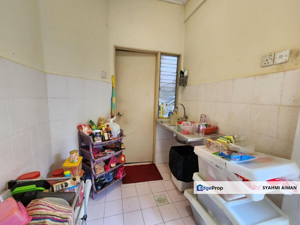 Taman Wawasan, Hulu Langat Selangor, Flat Seri Ria For Sale, Selangor, Hulu Langat