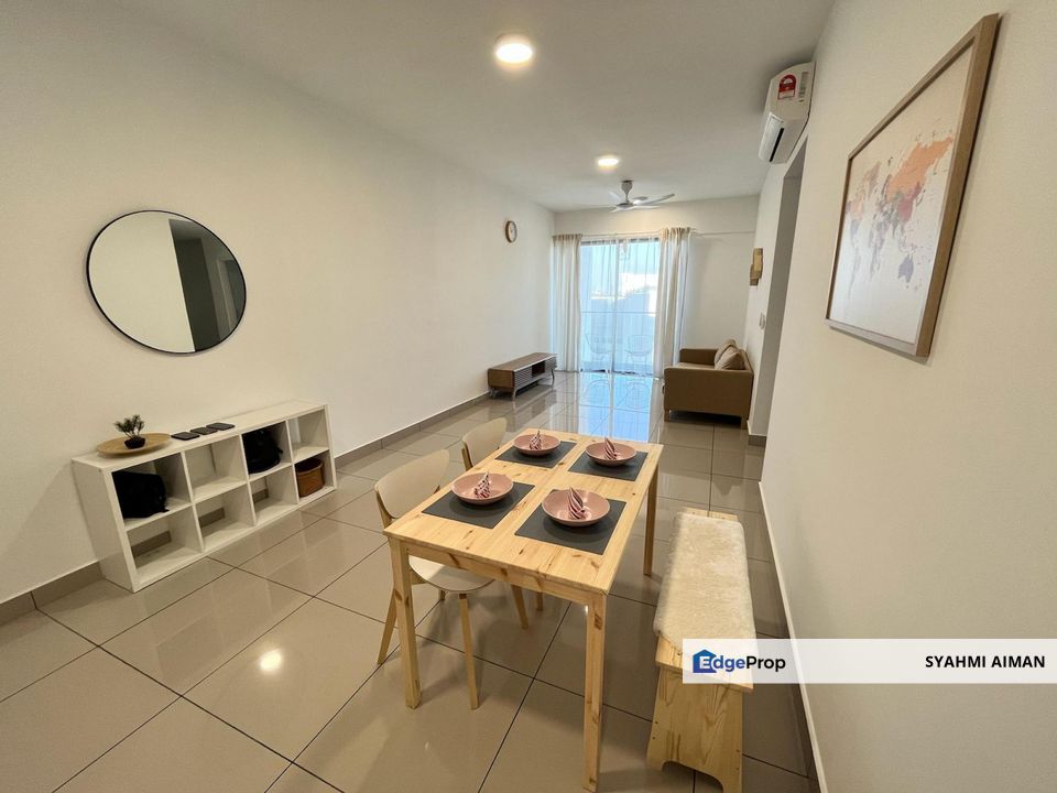 Jalan Cheras Selatan, Balakong Selangor, Lower Floor Akasa Residence For Sale, Partially Furnished, Selangor, Cheras South