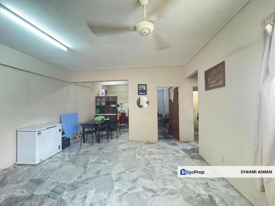 Bandar Sri Putra, Kajang Selangor, Block A Floor 2 Pangsapuri Seri Melati For Sale, Selangor, Bangi