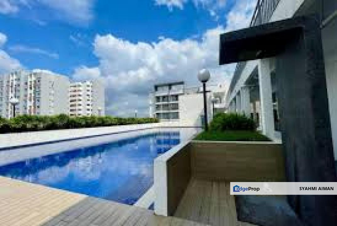 Bangi Selangor, Floor 9 Apartment Puncak Hijauan For Sale, Partially Furnished, Selangor, Bangi