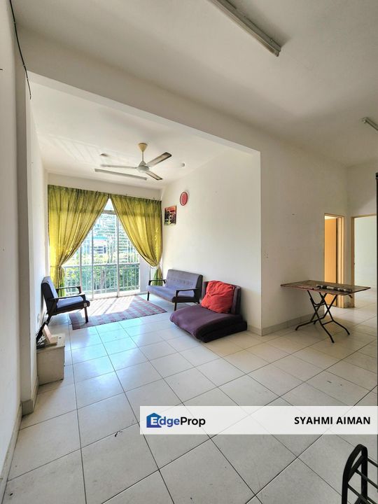 Salak Tinggi, Sepang Selangor, Block B2 Floor 2 Dahlia Court Apartment For Sale, Selangor, Sepang