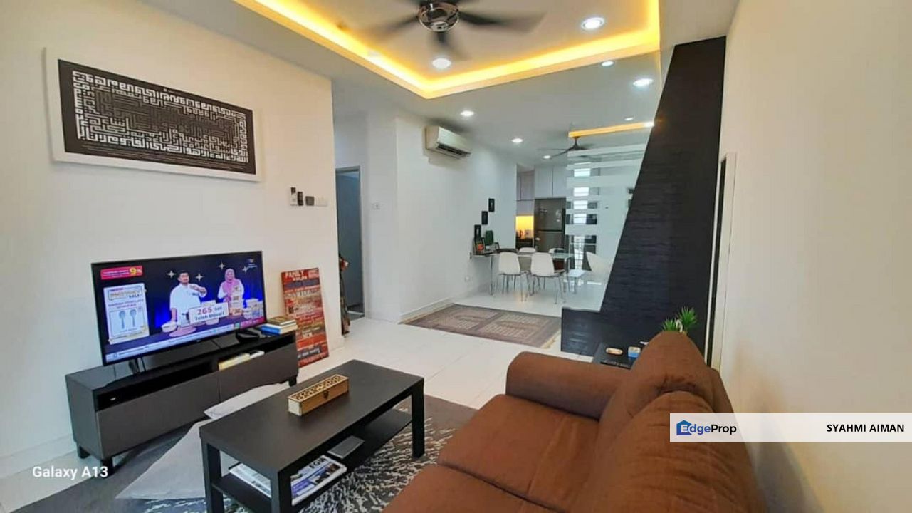Bandar Saujana Putra, Jenjarom Selangor, Floor 11 BSP Skypark Condo For Sale, Partially Furnished, Selangor, Bandar Saujana Putra