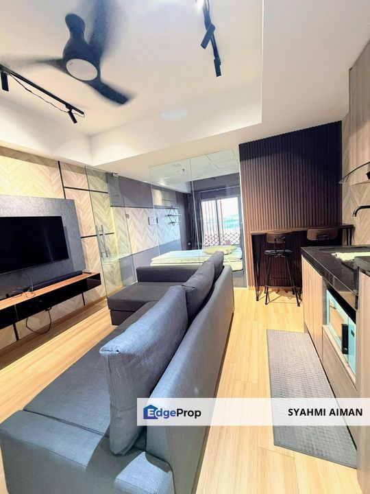 Bukit Jelutong, Shah Alam Selangor, High Floor Studio Unit at Suria Jelutong For Sale, Renovated with Furnished, Selangor, Bukit Jelutong