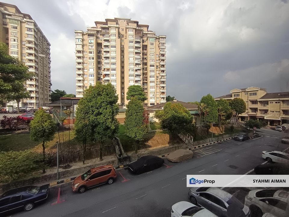 Seksyen 9, Shah Alam Selangor, Duplex Penthouse Sri Mahligai Townhouse For Sale, Renovated & Fully Furnished, Selangor, Shah Alam