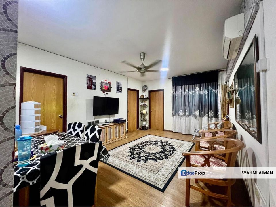 Shah Alam, Selangor, Block 5 Floor 5 Apartment Subang Suria For Sale, Selangor, Shah Alam