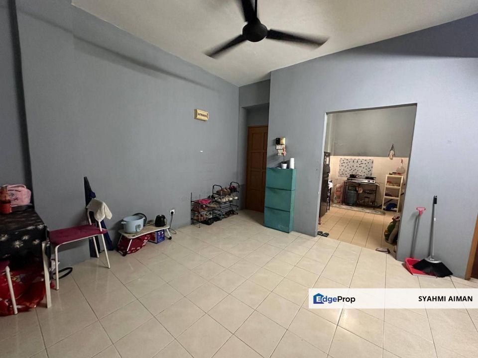 Seksyen 15, Shah Alam Selangor, Floor 3 Apartment Dataran Otomobil For Sale, Partially Furnished, Selangor, Shah Alam