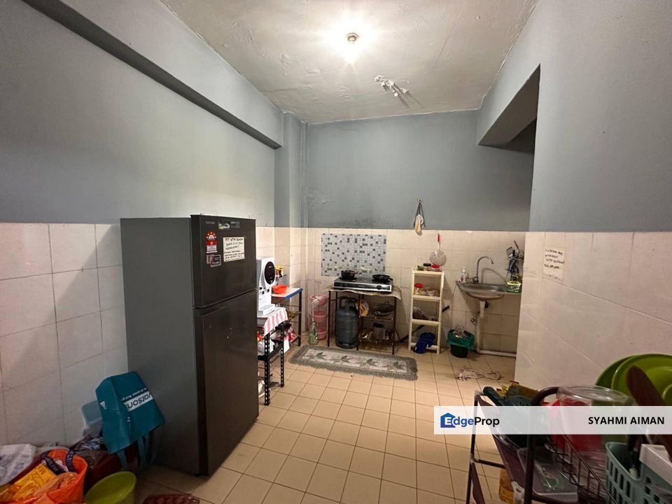 Seksyen 15, Shah Alam Selangor, Floor 3 Apartment Dataran Otomobil For Sale, Partially Furnished, Selangor, Shah Alam