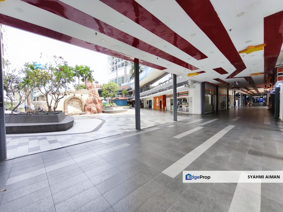 I City, Shah Alam Selangor, High Floor Duplex I-Suite For Sale, Fully Furnished, Selangor, Shah Alam