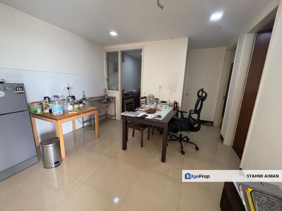 Seksyen 13, Shah Alam Selangor, Floor 11 Acapella Residence For Sale, Partially Furnished, Selangor, Shah Alam