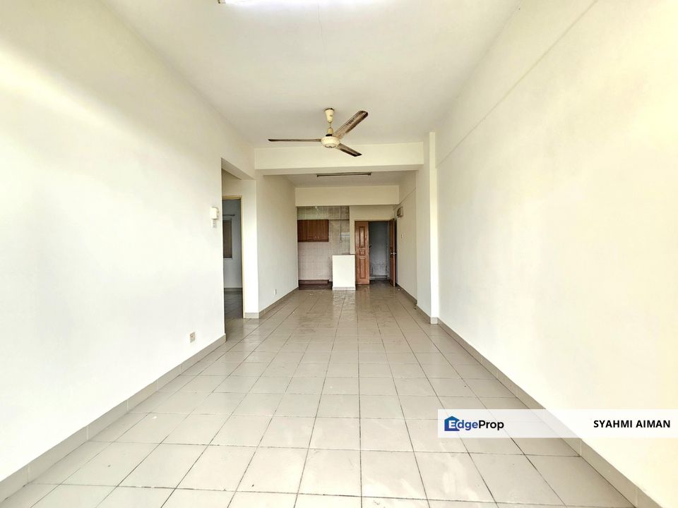 Kampung Pulau Meranti, Puchong Selangor, Block A Floor 8 Desaria Villa Condo For Sale, Renovated, Selangor, Puchong South