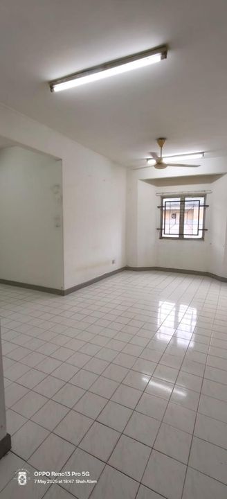 Seksyen 28, Shah Alam Selangor, Floor 1 Apartment Sri Angkasa For Sale, Selangor, Shah Alam