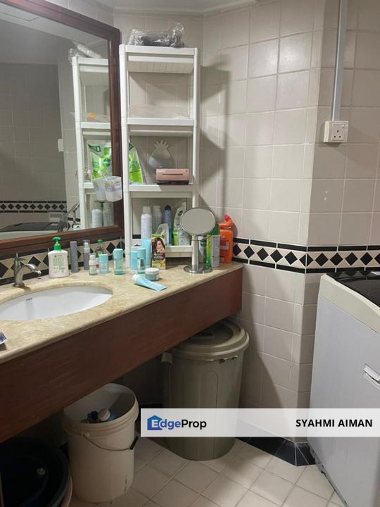 Tropica Utama, Petaling Jaya Selangor, Riana Green Condo For Sale, Fully Furnished, Selangor, Tropicana