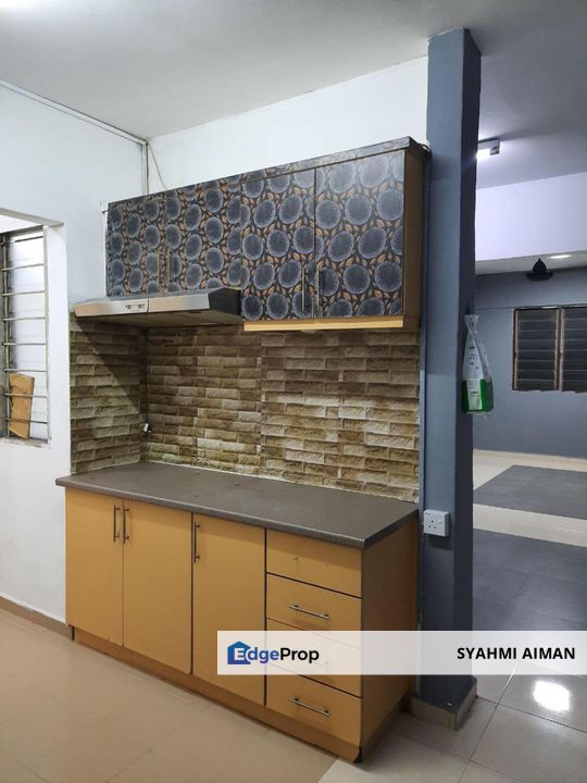 Kepong, Kuala Lumpur, Corner Unit Block C Floor 9 Flat Aman Putra For Sale, Renovated with Furnished, Kuala Lumpur, Jinjang