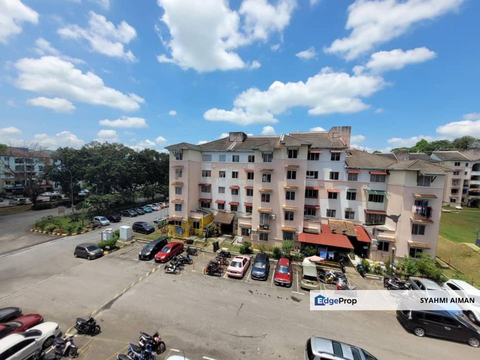Taman Bunga Raya, Bukit Beruntung Selangor, Floor 3 Apartment Anggerik For Sale, Selangor, Hulu Selangor