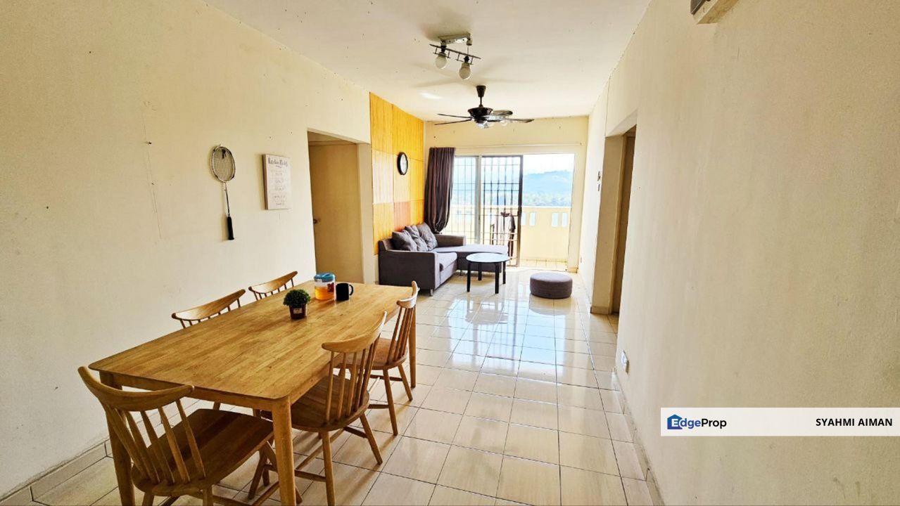 Tasik Biru, Kundang Selangor, Block F High Floor Apartment Laguna Biru 1 For Sale, Partially Furnished, Selangor, Rawang