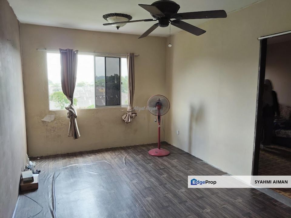 Bukit Sentosa, Rawang Selangor, Block D Floor 3 Flat Seri Kemboja For Sale, Partially Furnished, Selangor, Hulu Selangor