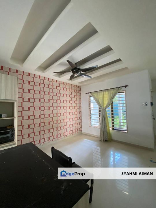 Antara Gapi, Serendah Selangor, 2-Storey Superlink House For Sale, Partially Furnished, Selangor, Serendah