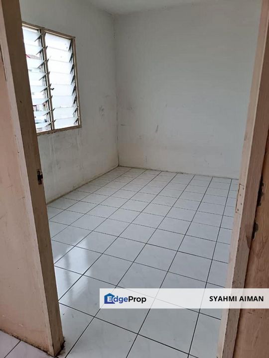 Bukit Beruntung, Rawang Selangor, Block H Floor 1 Apartement Teratai For Sale, Selangor, Rawang