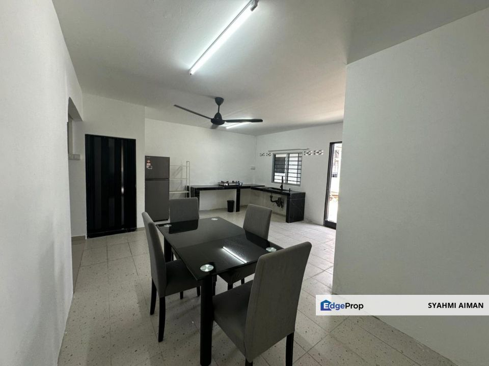 Taman Greenwood, Gombak Selangor, Single Storey Terrace House For Rent, Partially Furnished, Selangor, Gombak